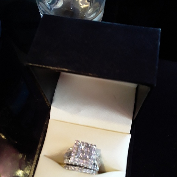 Zales 5ct14kwg princess cut diamond engagement rin